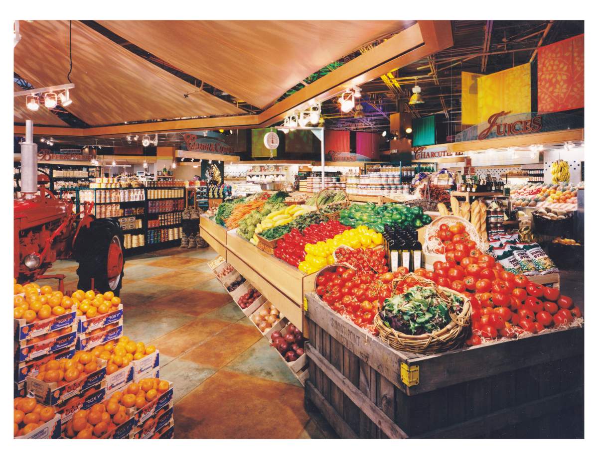 Photo of Sutton Place Gourmet Hayday Market Mclean Virginia produce department by Centre Street Creative